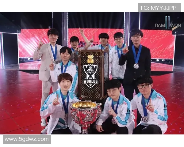 从网吧少年到世界冠军的逆袭之路专访新科FMVP的成长与奋斗故事